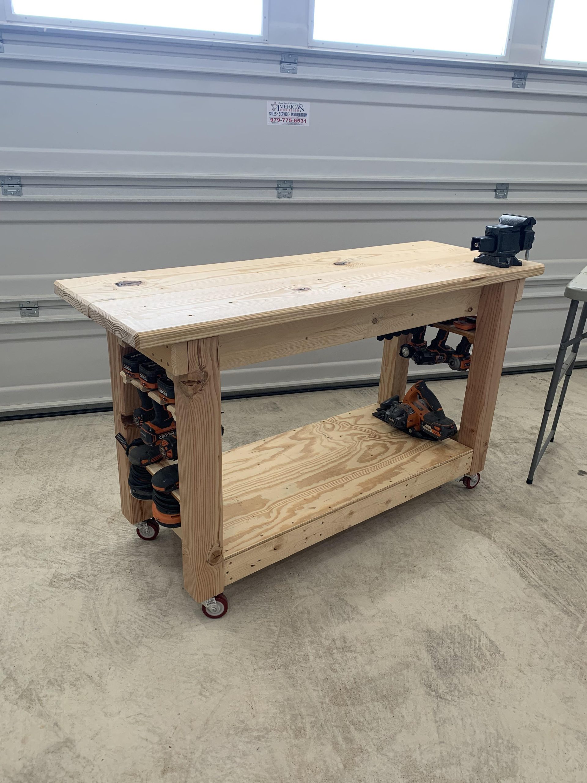 Built Myself a New Workbench from Scrap Wood and an Old Door  - изображение 4